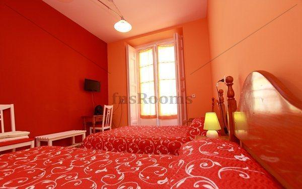 Hostal Rico มาดริด ภายนอก รูปภาพ