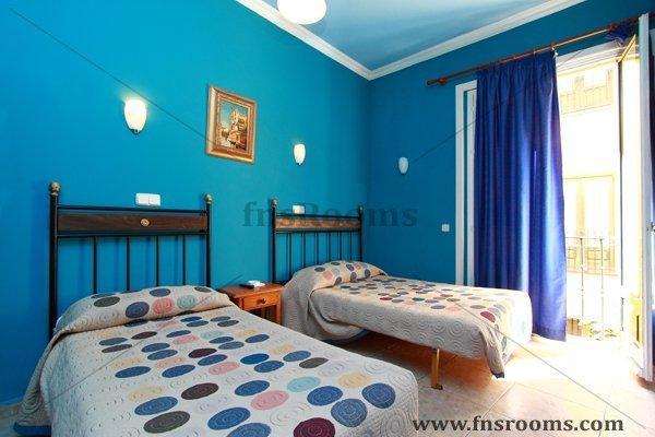 Hostal Rico มาดริด ภายนอก รูปภาพ