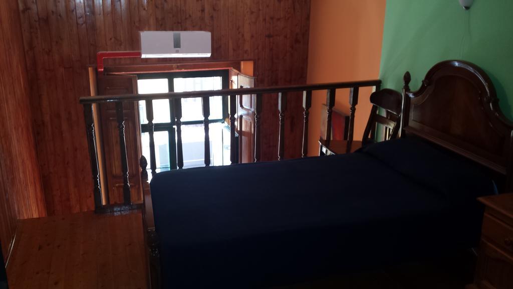 Hostal Rico มาดริด ภายนอก รูปภาพ