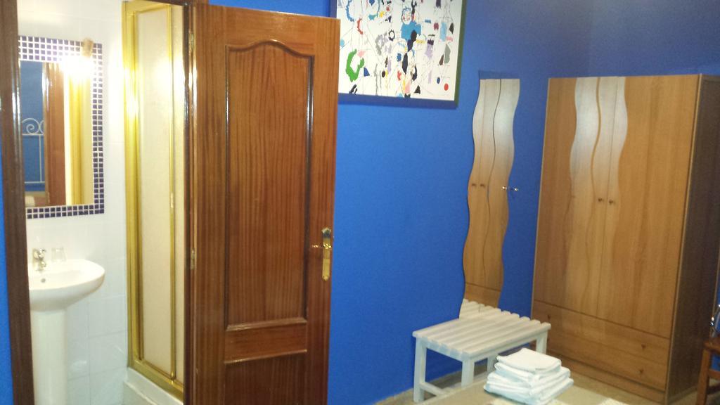 Hostal Rico มาดริด ภายนอก รูปภาพ