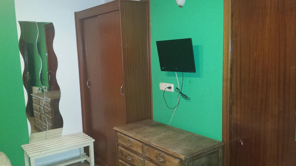 Hostal Rico มาดริด ภายนอก รูปภาพ